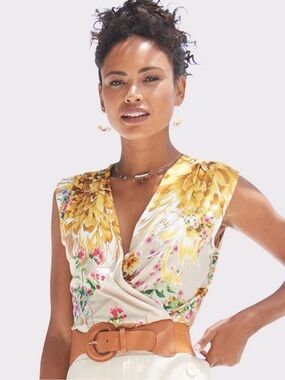 Lascana Floral V-Neck Tank Top Size: 8-10/M